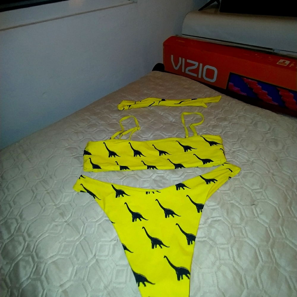 Summer Sale NWT Zaful yellow large dinosaur bikini